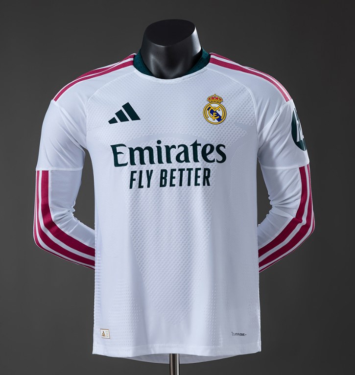 Real Madrid 25/26 Away Long Sleeve, front