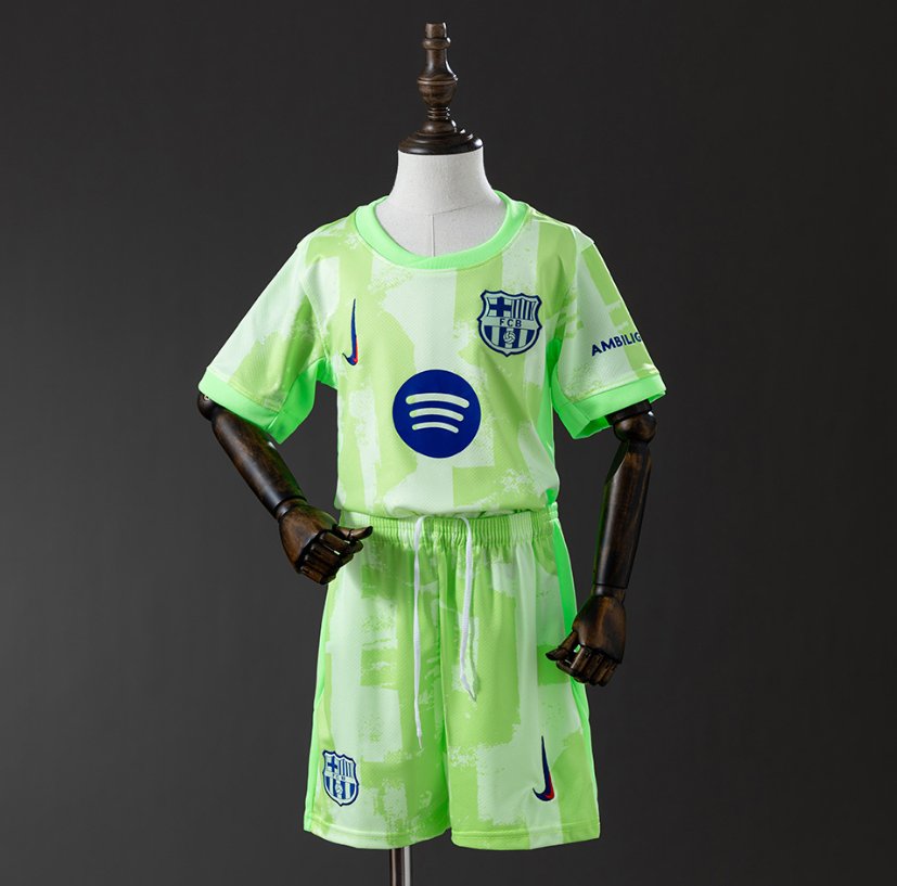 FC Barcelona 2024/25 Goalkeeper Green - Kids Kit