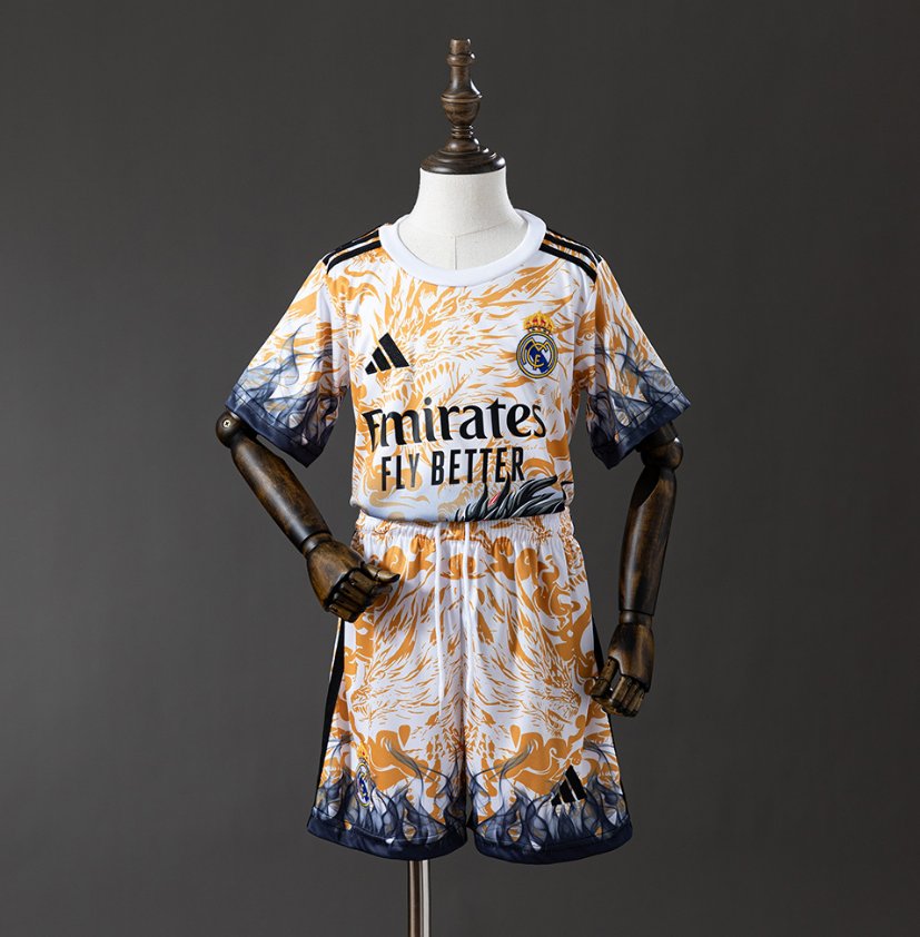 Real Madrid 2024/25 Dragon White/Gold - Kids Kit