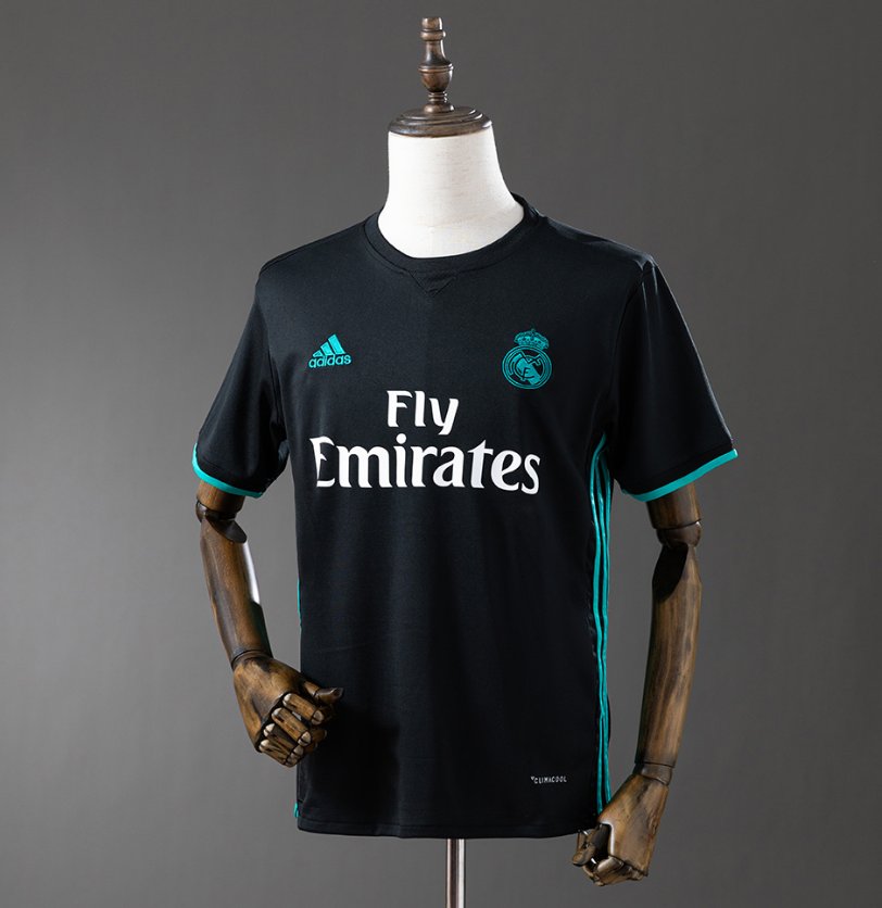 Real Madrid 2017/18 Away — Player Version, front