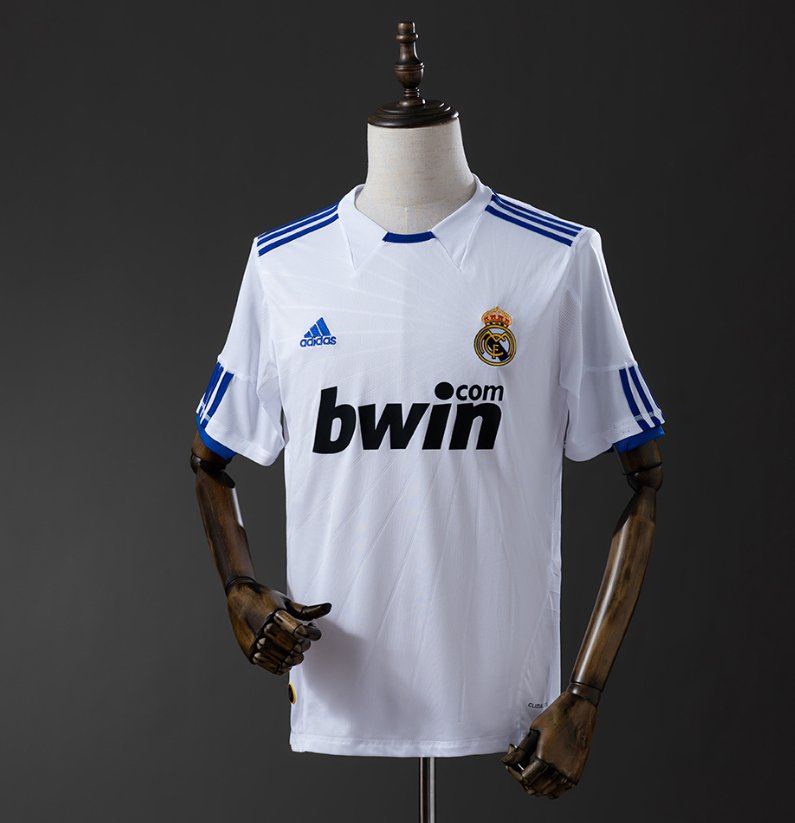 Real Madrid 2010/11 Home — Player Version, front
