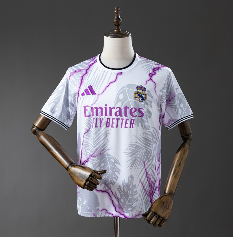 Real Madrid Retro Special — Emirates Fly Better Era — Player Version, front