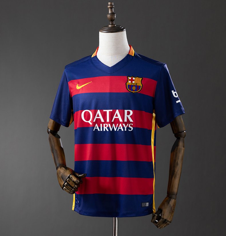 FC Barcelona Retro Home — Qatar Airways Era — Player Version, front