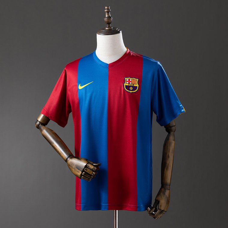 FC Barcelona Retro Home — Nike Era — Player Version, front