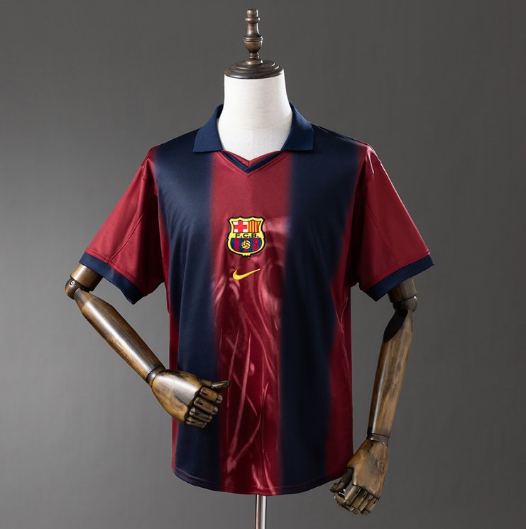 FC Barcelona Retro Home — Nike Era — Player Version, front